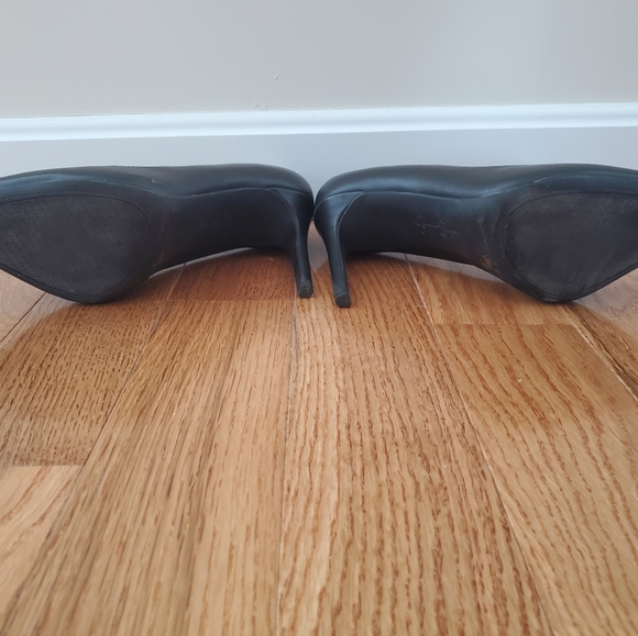 Black Jessica Simpson heels - Picture 3 of 4